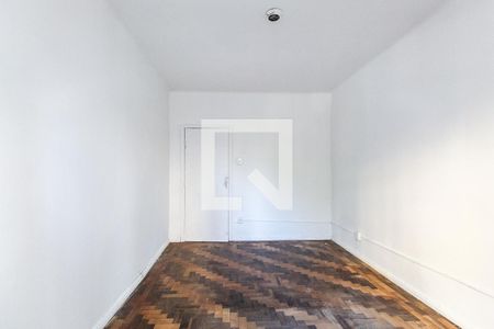 Quarto 1 de apartamento para alugar com 2 quartos, 52m² em São João, Porto Alegre