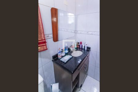 Casa à venda com 90m², 3 quartos e 2 vagasBanheiro da Suíte