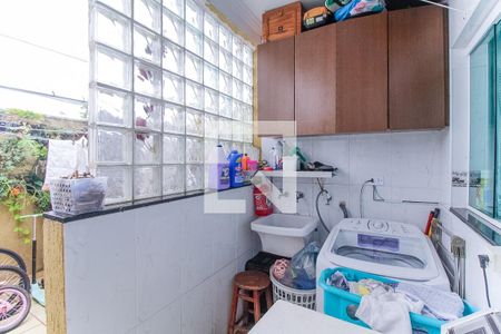 Casa à venda com 90m², 3 quartos e 2 vagasÁrea de Serviço