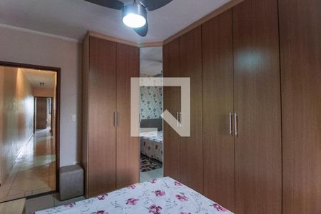 Casa à venda com 90m², 3 quartos e 2 vagasSuíte