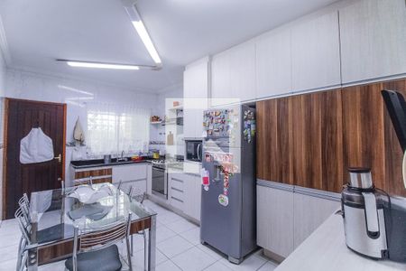 Casa à venda com 90m², 3 quartos e 2 vagasCozinha