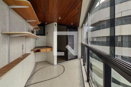 Apartamento para alugar com 355m², 3 quartos e 3 vagas