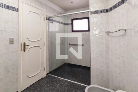 Apartamento para alugar com 355m², 3 quartos e 3 vagas Apartamento para alugar com 355m², 3 quartos e 3 vagasBanheiro da Suíte 2