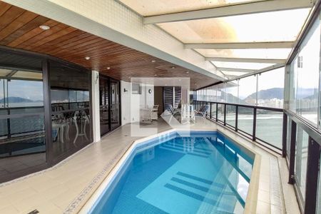 Apartamento para alugar com 355m², 3 quartos e 3 vagas Apartamento para alugar com 355m², 3 quartos e 3 vagasPiscina da Varanda