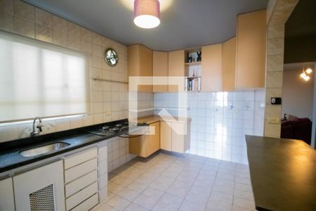Casa para alugar com 150m², 3 quartos e 2 vagasCozinha