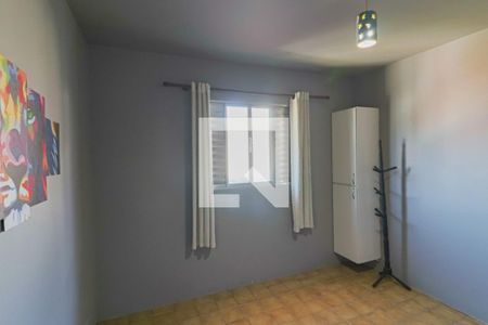 Quarto 1 de casa para alugar com 3 quartos, 150m² em Jardim Pinheiros, São Paulo