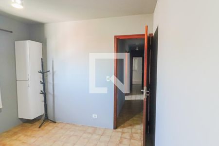 Quarto 1 de casa para alugar com 3 quartos, 150m² em Jardim Pinheiros, São Paulo