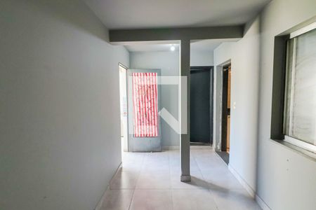 Casa para alugar com 150m², 3 quartos e 2 vagasCorredor