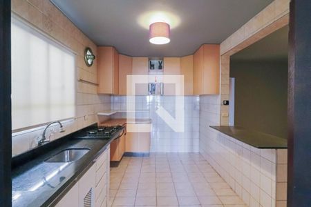 Casa para alugar com 150m², 3 quartos e 2 vagasCozinha