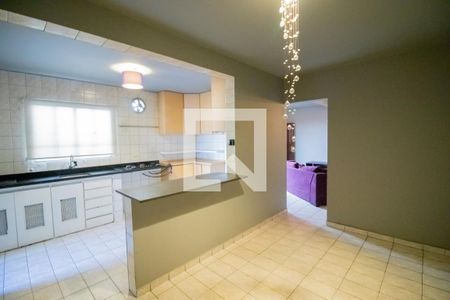 Casa para alugar com 150m², 3 quartos e 2 vagasCozinha