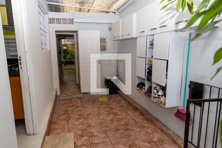 Casa à venda com 102m², 2 quartos e 1 vagaÁrea de Serviço