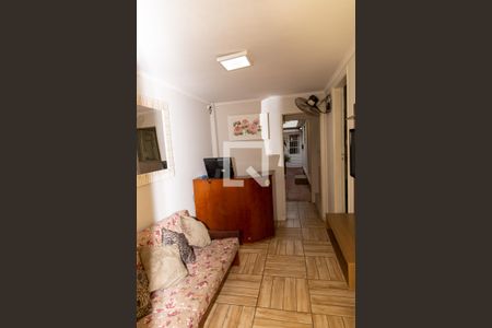 Casa à venda com 102m², 2 quartos e 1 vagaHall social