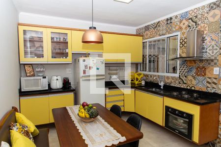 Casa à venda com 102m², 2 quartos e 1 vagaCozinha