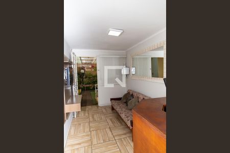 Casa à venda com 102m², 2 quartos e 1 vagaHall social