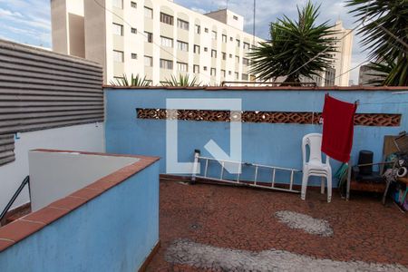 Casa à venda com 102m², 2 quartos e 1 vagaQuintal