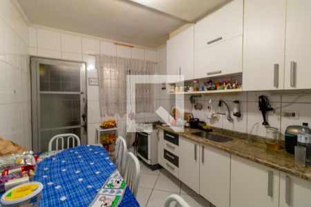 Casa à venda com 256m², 4 quartos e 4 vagas Casa à venda com 256m², 4 quartos e 4 vagasCozinha