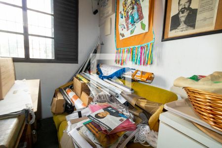 Casa à venda com 256m², 4 quartos e 4 vagas Casa à venda com 256m², 4 quartos e 4 vagasSuíte 2 - fundos