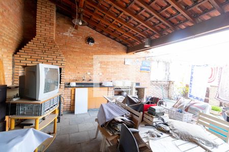 Casa à venda com 256m², 4 quartos e 4 vagas Casa à venda com 256m², 4 quartos e 4 vagasChurrasqueira