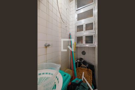 Apartamento para alugar com 95m², 3 quartos e sem vaga Apartamento para alugar com 95m², 3 quartos e sem vagaBanheiro de serviço