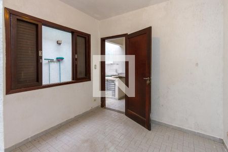 Casa à venda com 80m², 2 quartos e 2 vagasQuarto de Serviço