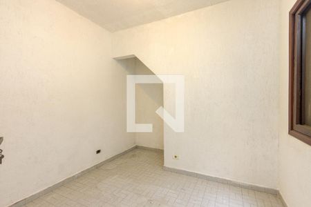 Casa à venda com 80m², 2 quartos e 2 vagasQuarto de Serviço