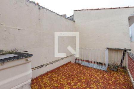 Casa à venda com 80m², 2 quartos e 2 vagasTerraço