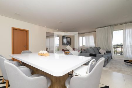 Sala de apartamento à venda com 3 quartos, 200m² em Jardim Trevo, Jundiaí