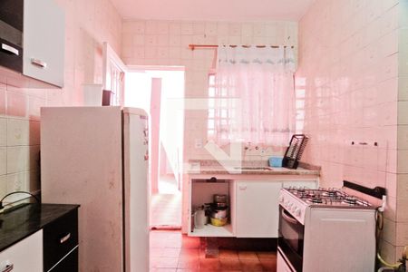 Kitnet de casa para alugar com 1 quarto, 20m² em Vila Zat, São Paulo