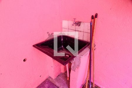 Casa para alugar com 20m², 1 quarto e sem vaga Casa para alugar com 20m², 1 quarto e sem vagaÁrea de Serviço