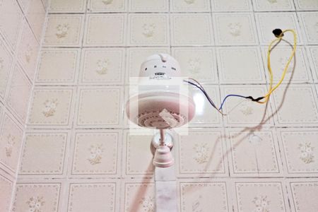 Casa para alugar com 20m², 1 quarto e sem vaga Casa para alugar com 20m², 1 quarto e sem vagaBanheiro