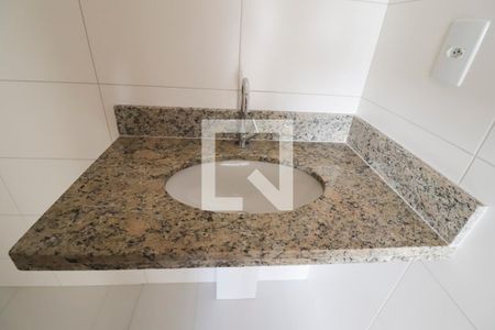 Apartamento para alugar com 61m², 2 quartos e 1 vaga Apartamento para alugar com 61m², 2 quartos e 1 vagaBanheiro da suíte