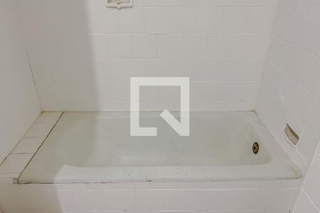 Casa à venda com 110m², 2 quartos e 3 vagasDetalhe Banheiro 2