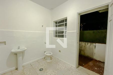 Casa à venda com 110m², 2 quartos e 3 vagasBanheiro 2