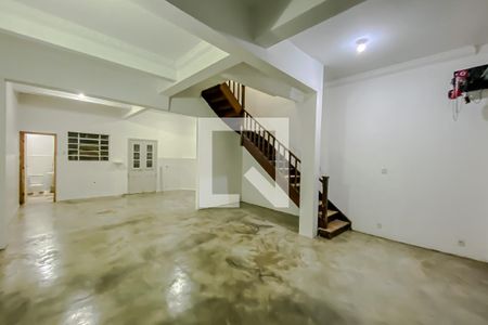 Casa à venda com 110m², 2 quartos e 3 vagasGaragem