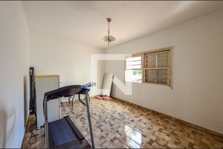 Casa à venda com 340m², 5 quartos e 3 vagasQuarto 2