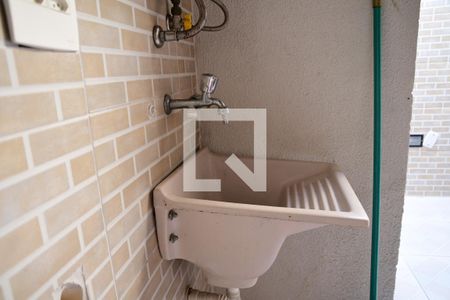Casa de condomínio para alugar com 65m², 2 quartos e 1 vagaÁrea de Serviço