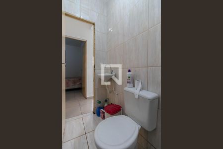 Casa de condomínio para alugar com 51m², 2 quartos e 1 vaga Casa de condomínio para alugar com 51m², 2 quartos e 1 vagaBanheiro Social