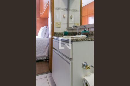 Apartamento à venda com 68m², 3 quartos e 2 vagasBanheiro da Suíte