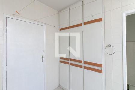 Apartamento à venda com 120m², 3 quartos e 1 vagaÁrea de Serviço