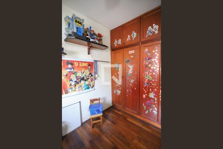 Apartamento à venda com 139m², 4 quartos e 3 vagasQuarto 1