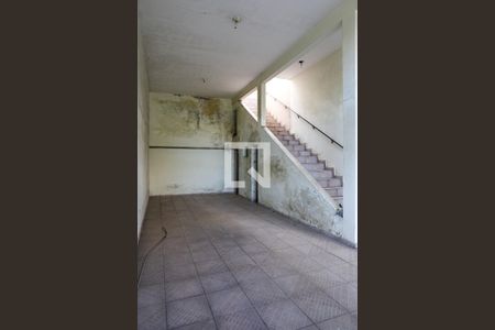 Casa à venda com 137m², 2 quartos e 2 vagas