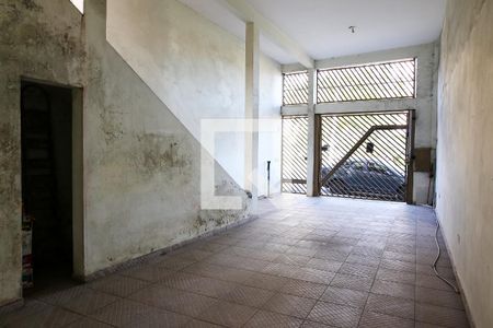 Casa à venda com 137m², 2 quartos e 2 vagas Casa à venda com 137m², 2 quartos e 2 vagasGaragem