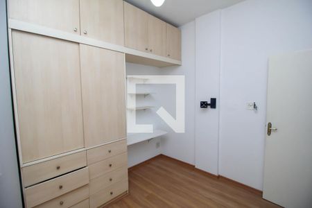 Quarto 1 de apartamento para alugar com 1 quarto, 45m² em Laranjeiras, Rio de Janeiro