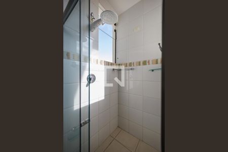 Casa de condomínio para alugar com 364m², 4 quartos e 4 vagas Casa de condomínio para alugar com 364m², 4 quartos e 4 vagasBanheiro Corredor