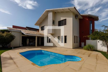 Casa de condomínio para alugar com 364m², 4 quartos e 4 vagas Casa de condomínio para alugar com 364m², 4 quartos e 4 vagasPiscina