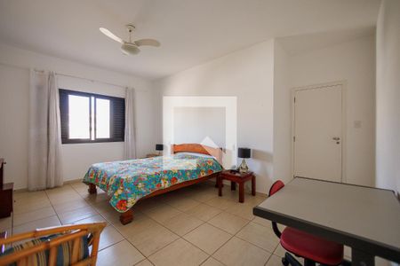 Casa de condomínio para alugar com 364m², 4 quartos e 4 vagas Casa de condomínio para alugar com 364m², 4 quartos e 4 vagasSuíte 1