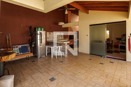 Casa de condomínio para alugar com 364m², 4 quartos e 4 vagas Casa de condomínio para alugar com 364m², 4 quartos e 4 vagasChurrasqueira