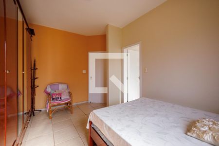 Casa de condomínio para alugar com 364m², 4 quartos e 4 vagas Casa de condomínio para alugar com 364m², 4 quartos e 4 vagasSuíte 2