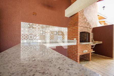 Casa de condomínio para alugar com 364m², 4 quartos e 4 vagas Casa de condomínio para alugar com 364m², 4 quartos e 4 vagasChurrasqueira