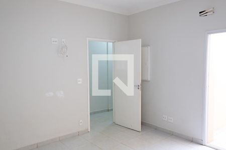 Casa para alugar com 130m², 3 quartos e 3 vagas Casa para alugar com 130m², 3 quartos e 3 vagasSuíte 3